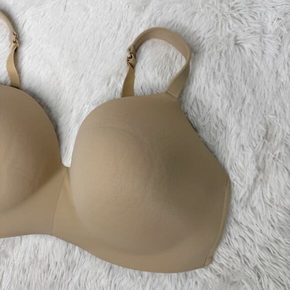 CACIQUE / tan nude lightly lined t-shirt no wire bra / 44F - Picture 3 of 6